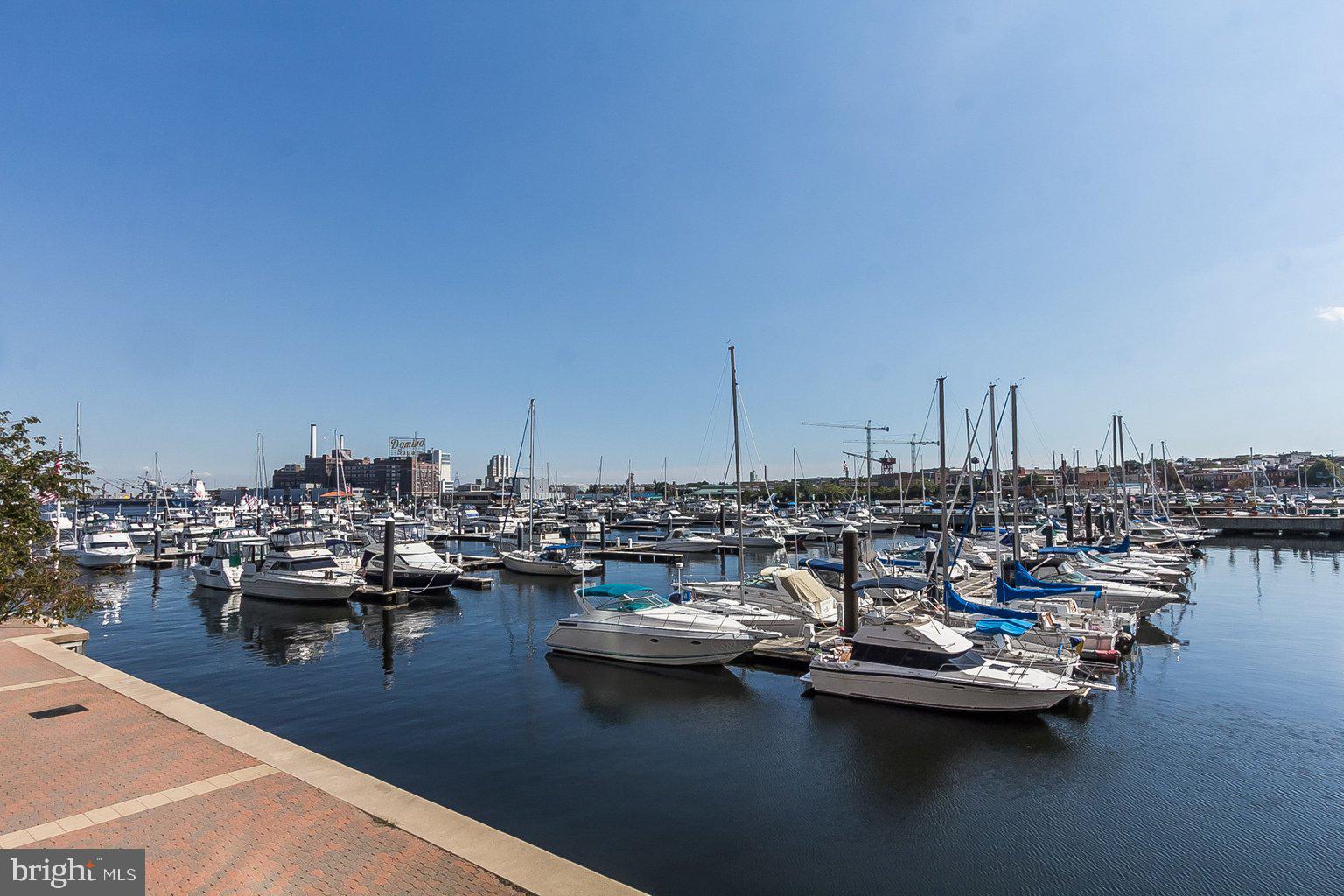 HARBORVIEW TOWERS - Residential