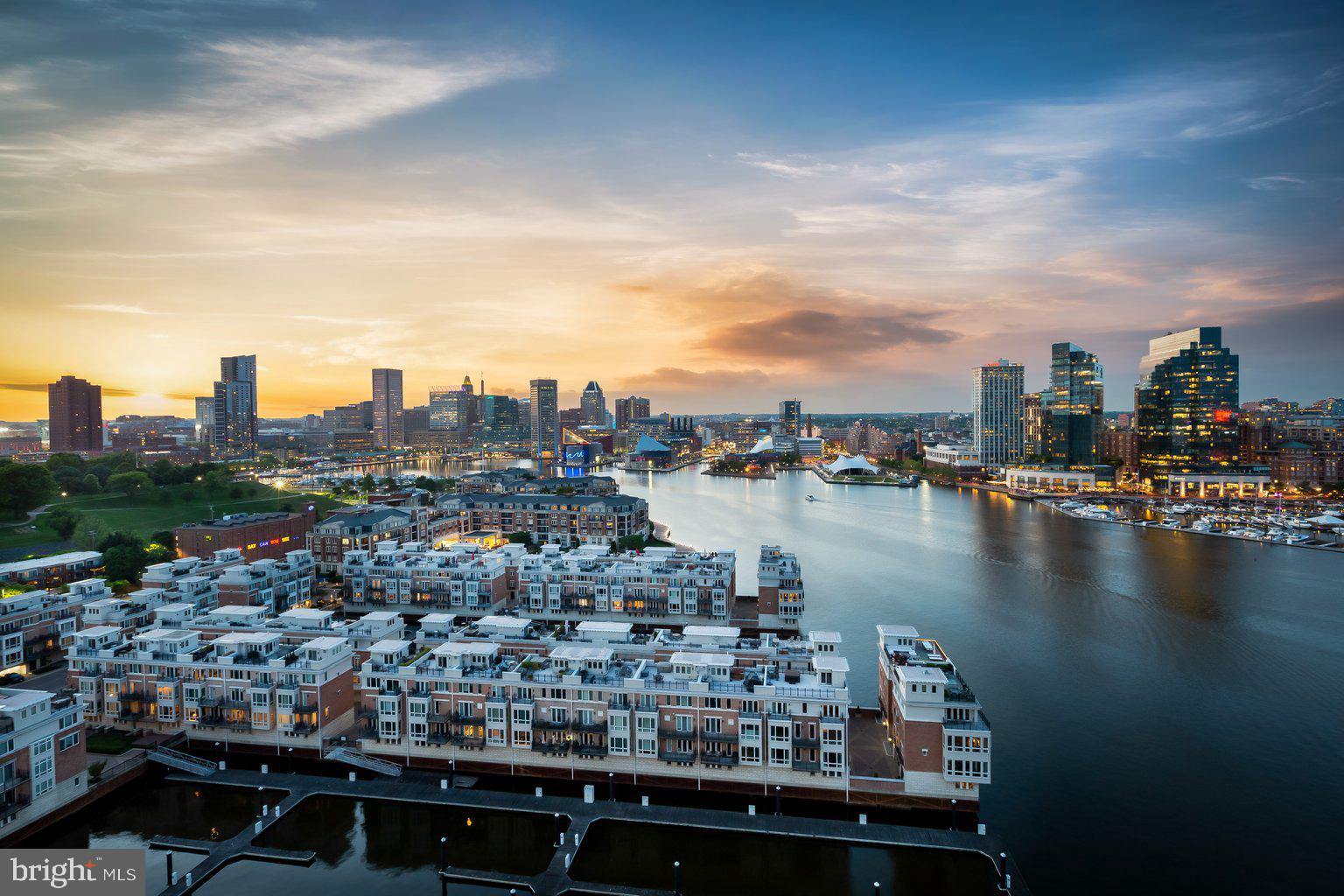 HARBORVIEW TOWERS - Residential