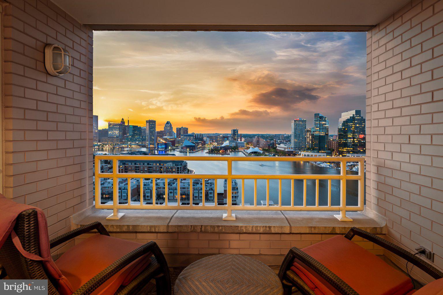 HARBORVIEW TOWERS - Residential