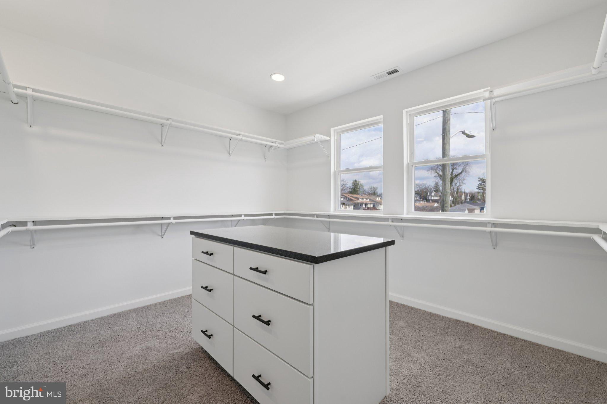 FOREST PARK - Residential