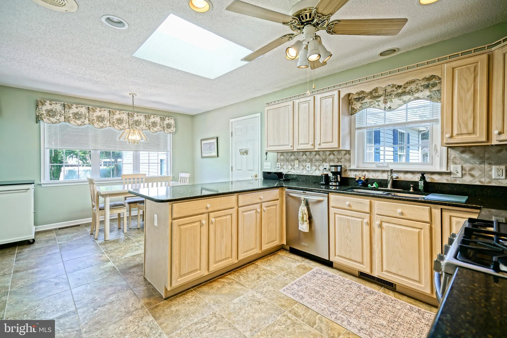 Lewes, Delaware 19958, United States, 3 Bedrooms Bedrooms, ,2 BathroomsBathrooms,Residential,Active,181518