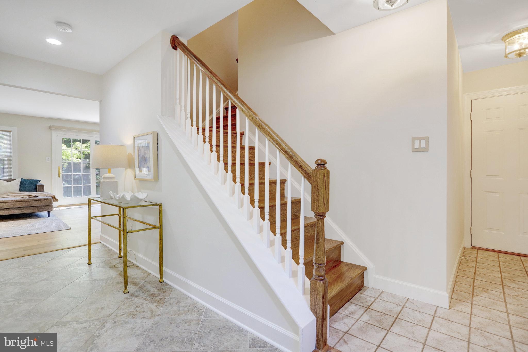 SPY HILL - Residential