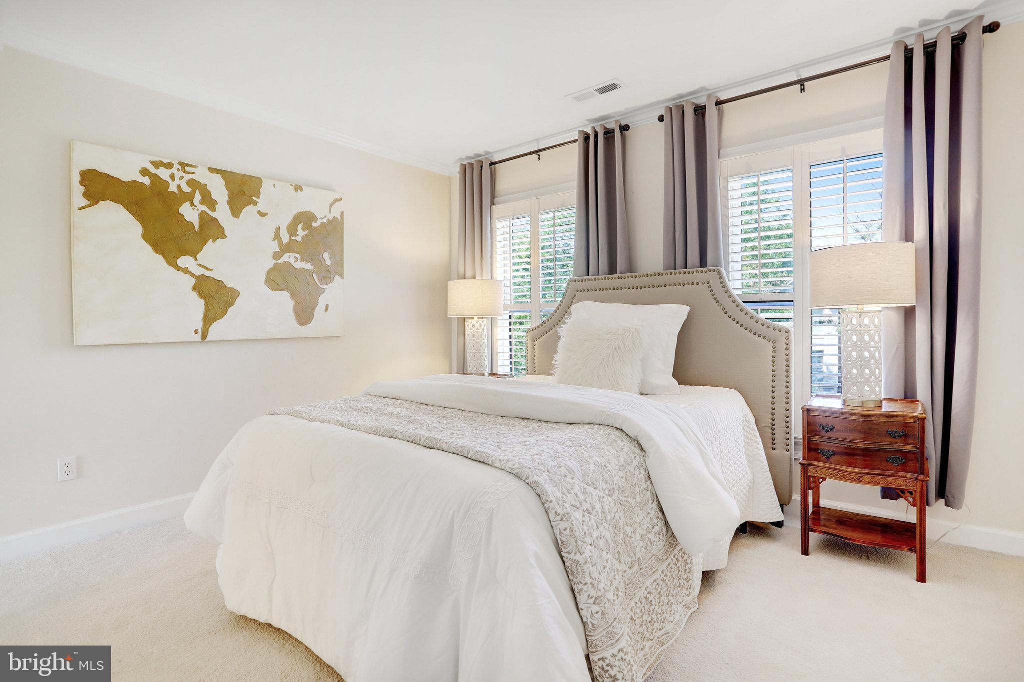 SPY HILL - Residential