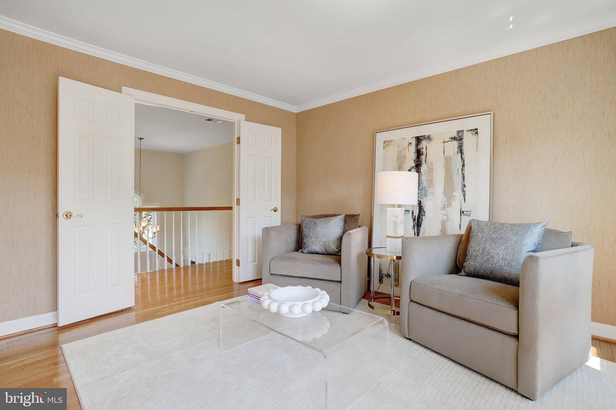 SPY HILL - Residential