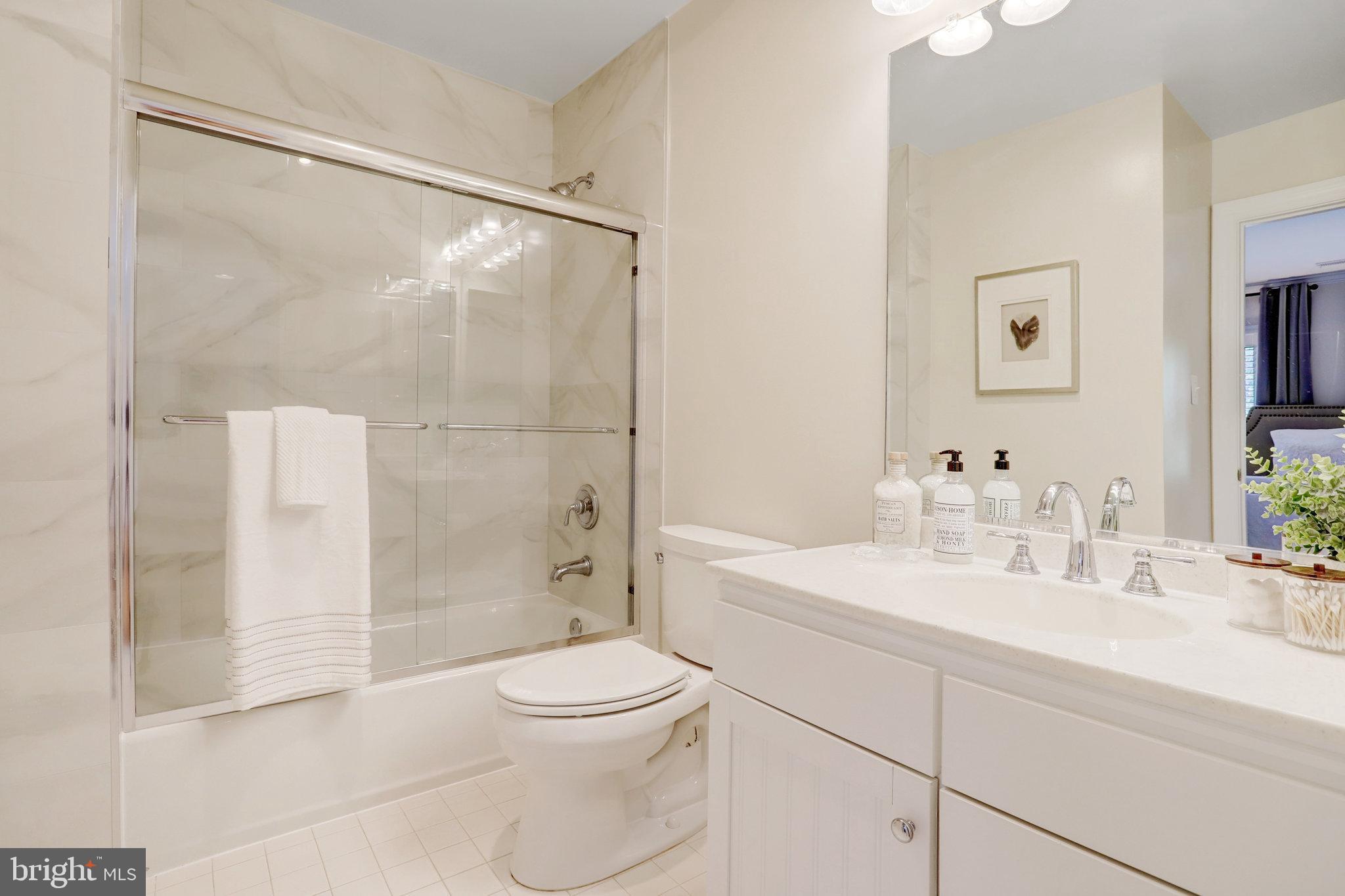 SPY HILL - Residential