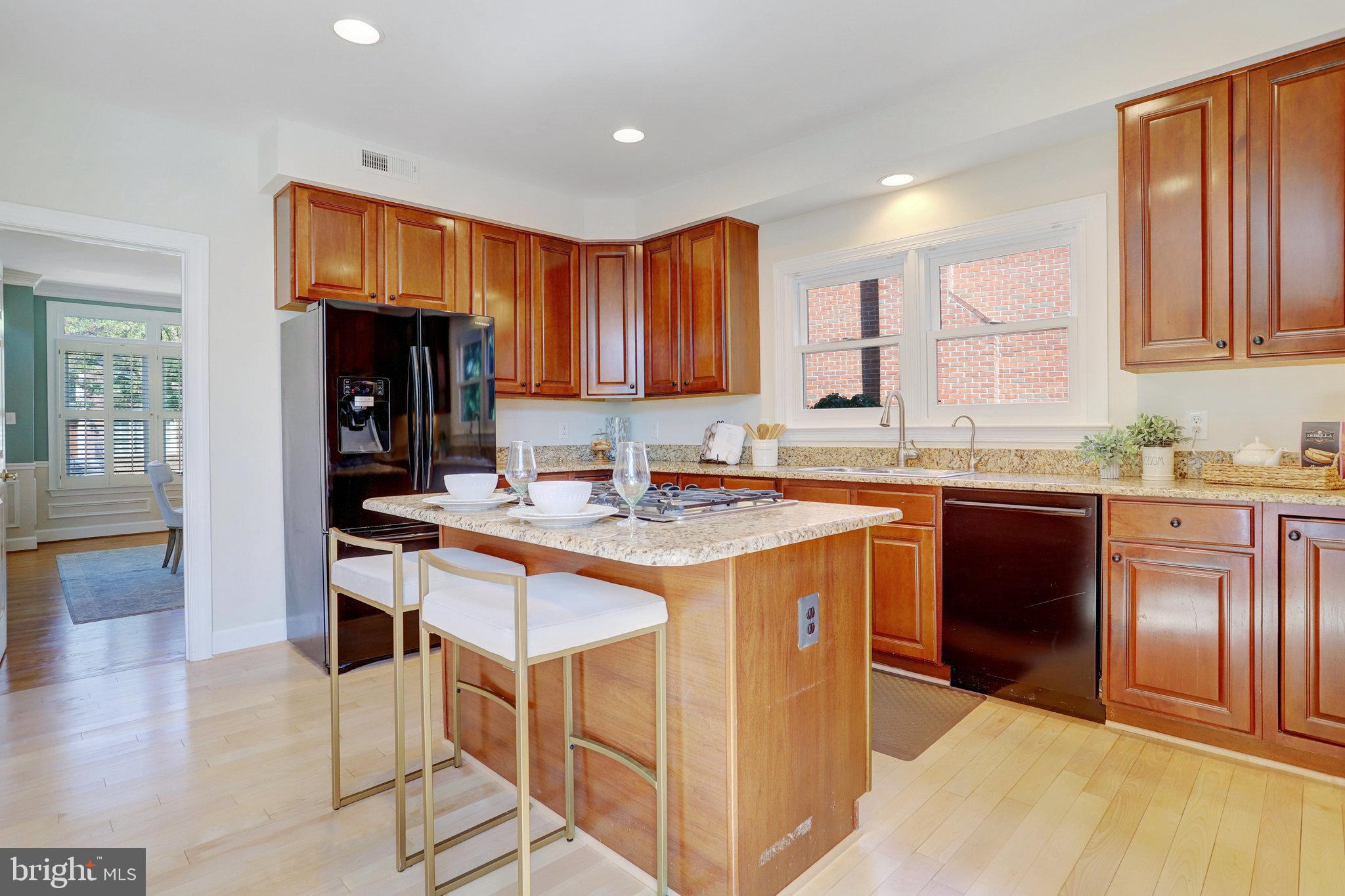 SPY HILL - Residential