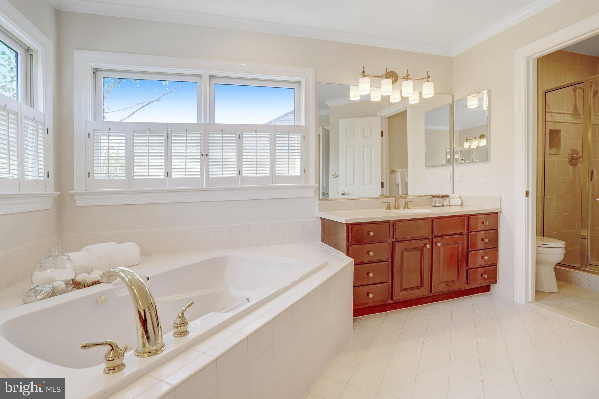 SPY HILL - Residential