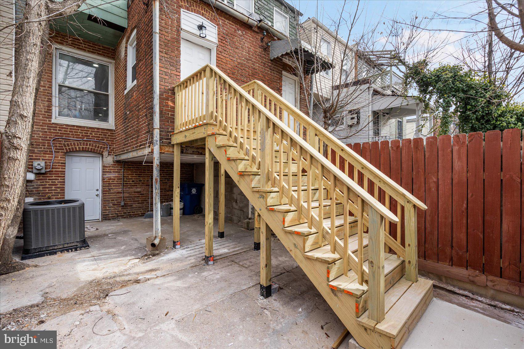 CLIFTON PARK - Residential