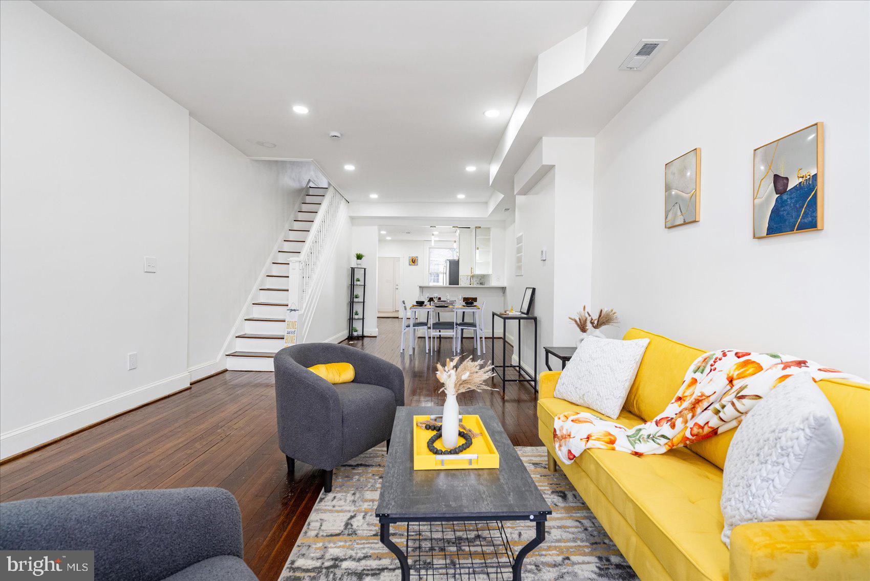 CLIFTON PARK - Residential