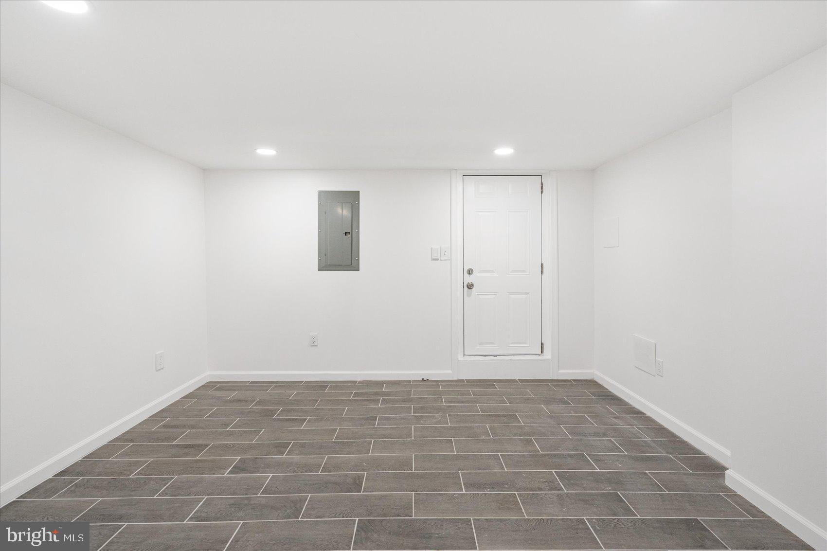 CLIFTON PARK - Residential