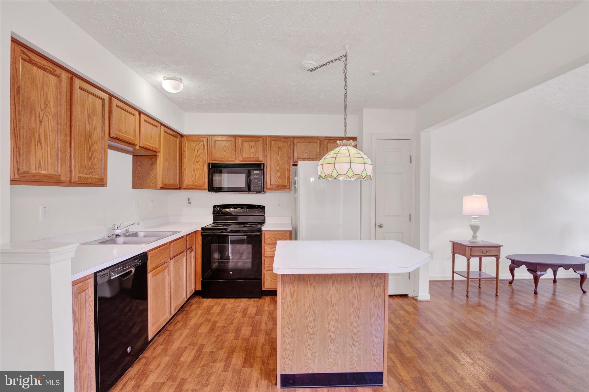 DURHAM MANOR - Residential