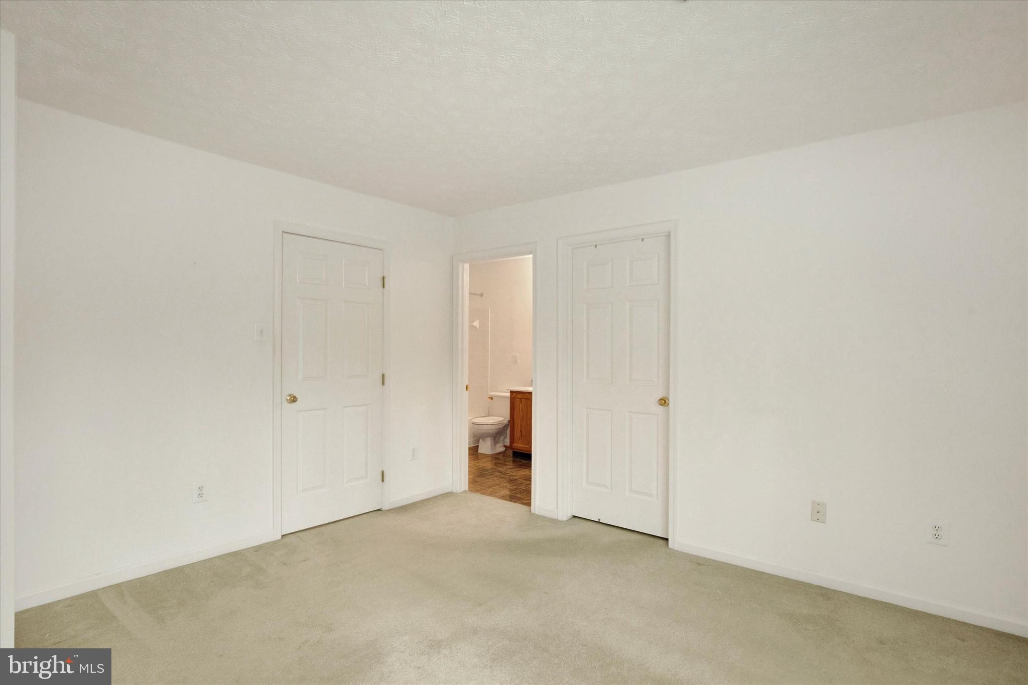 DURHAM MANOR - Residential