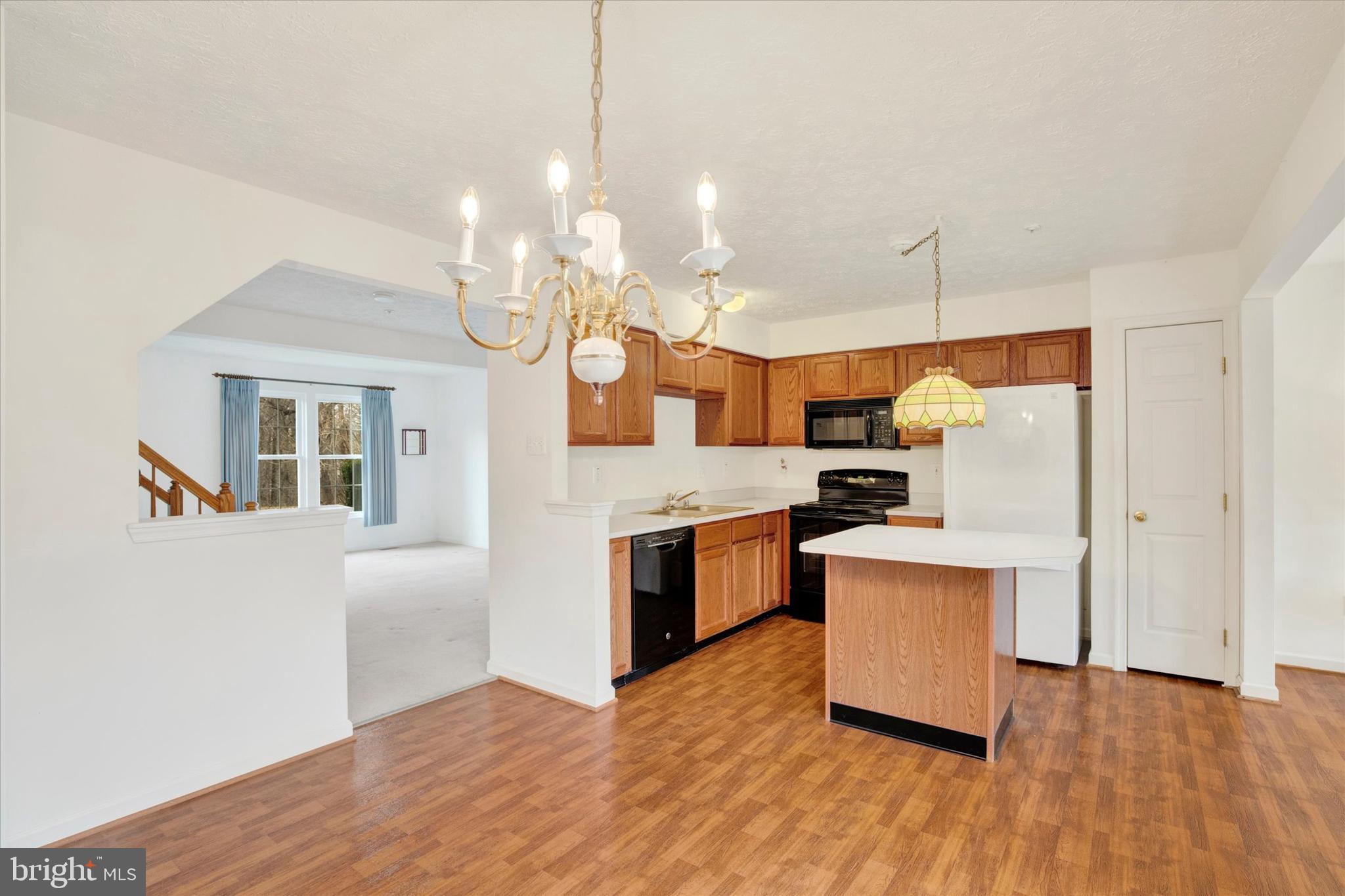 DURHAM MANOR - Residential