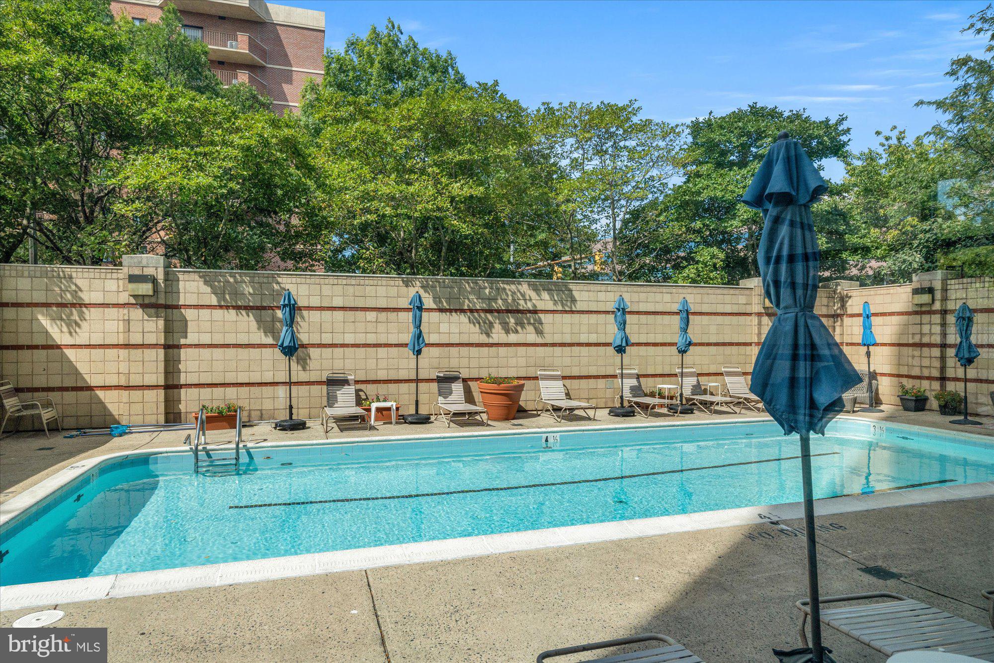 CHARLESTON CONDO - Residential