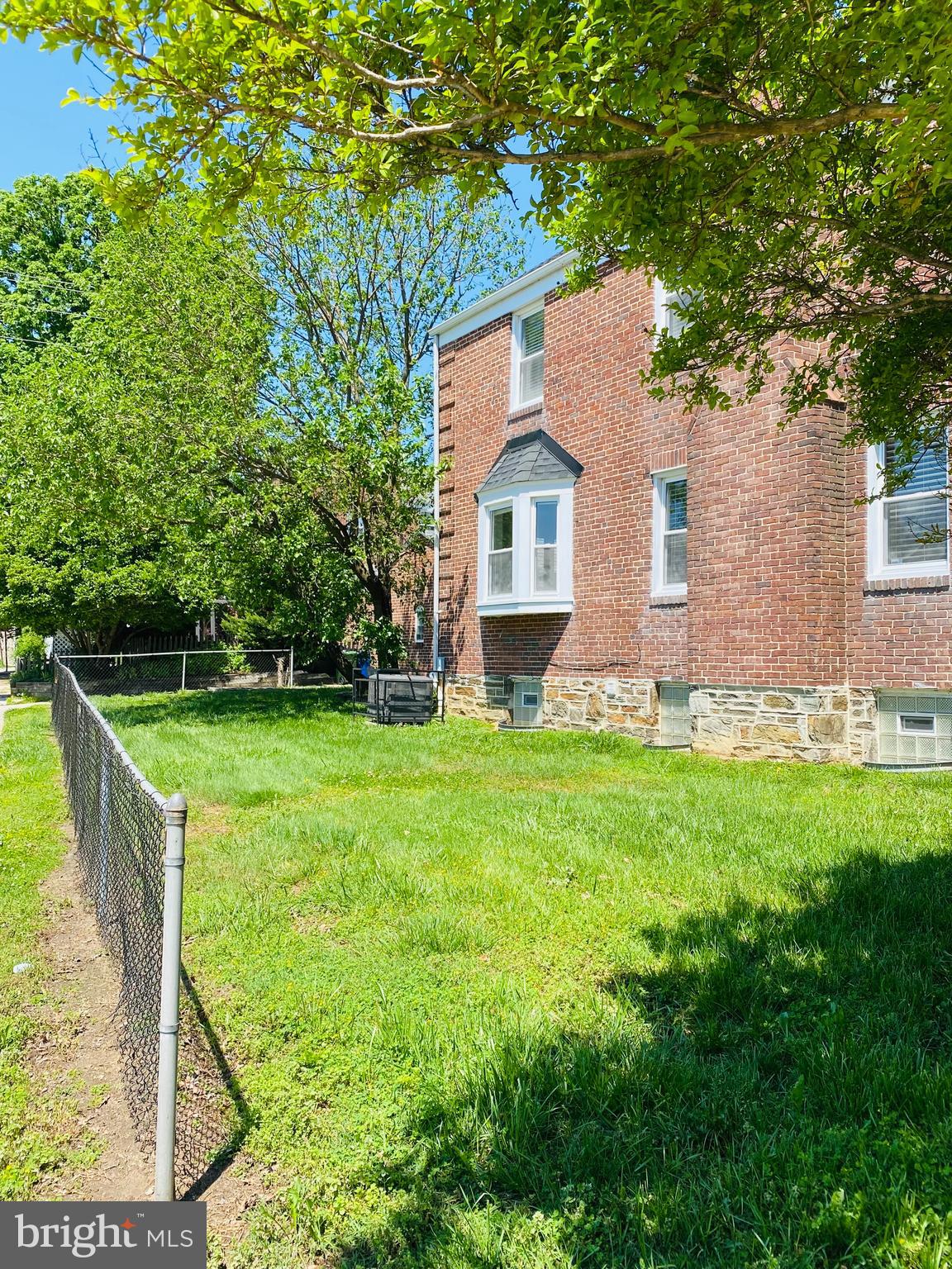 EDNOR GARDENS HISTORIC DISTRICT - Residential Lease