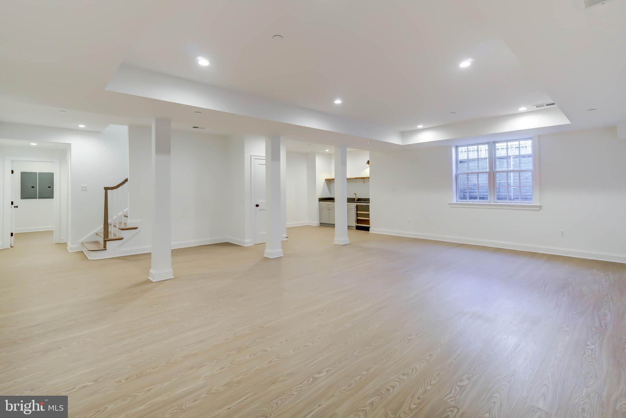 GREENACRES - Residential