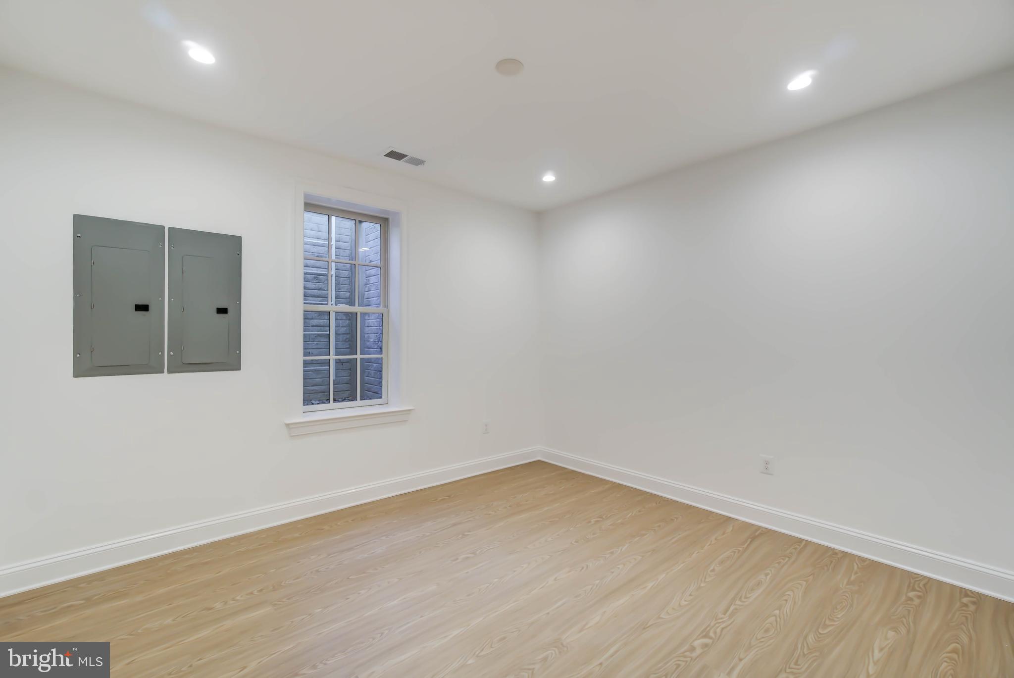 GREENACRES - Residential