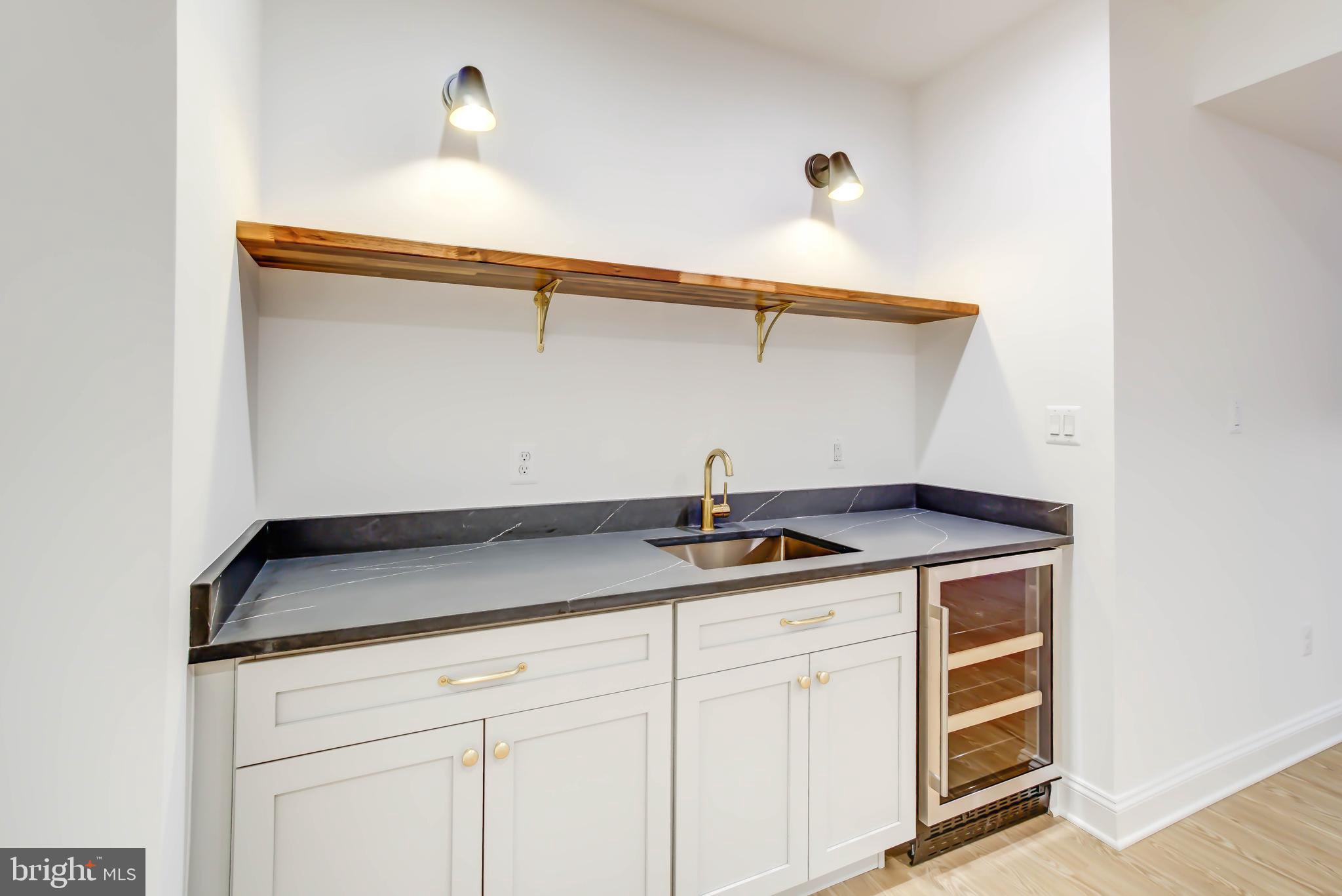 GREENACRES - Residential