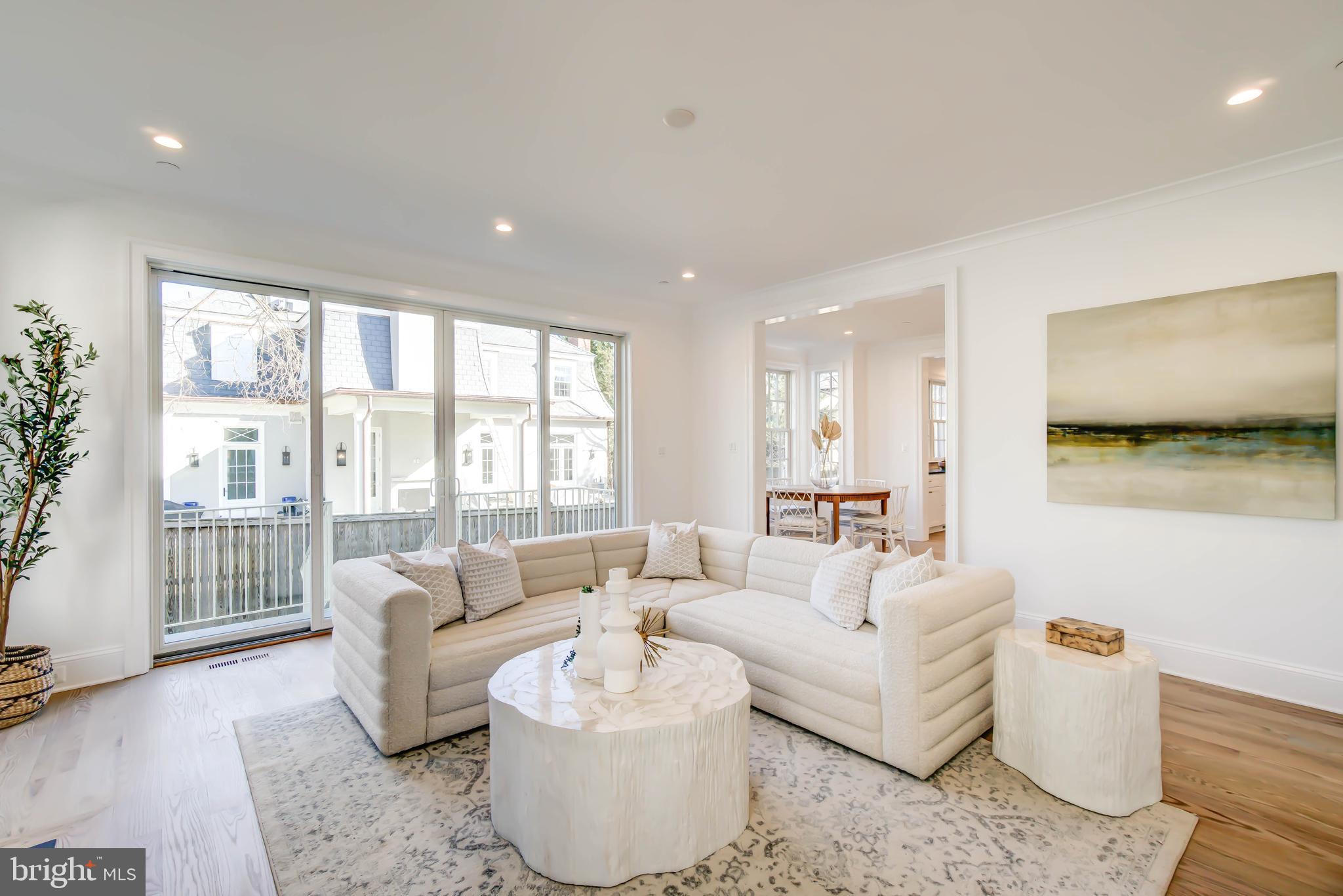 GREENACRES - Residential