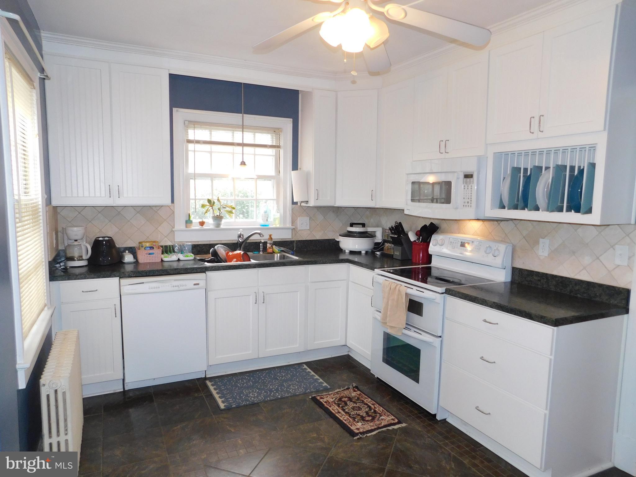 COGHILL ST - Residential Lease