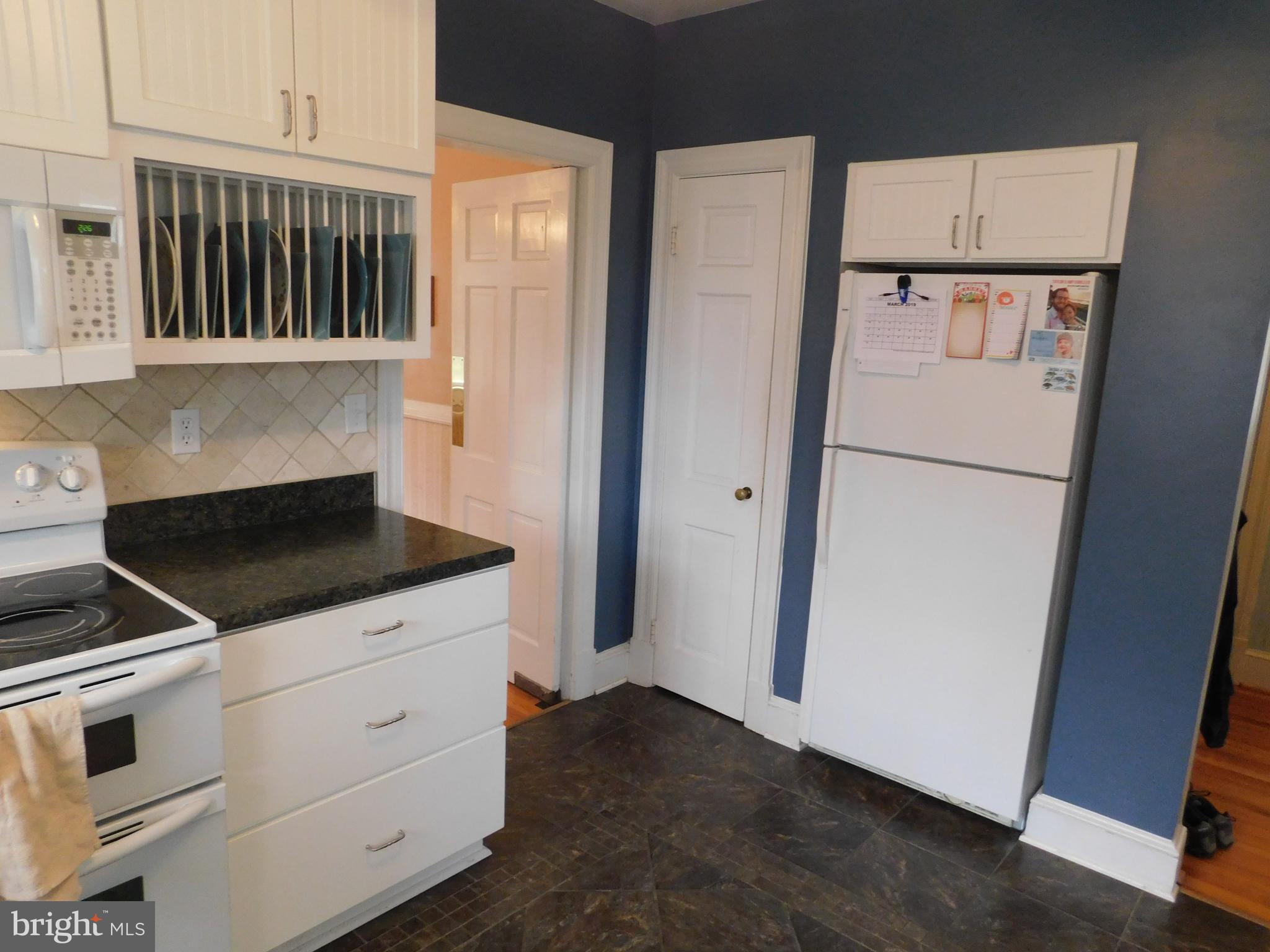 COGHILL ST - Residential Lease