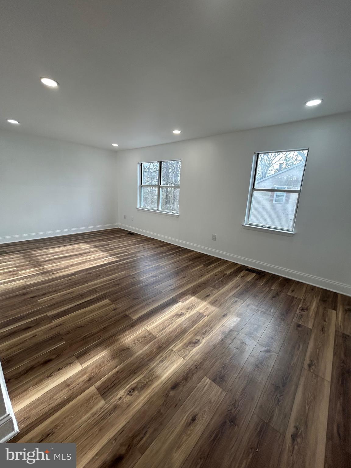 WOODSTREAM VILLAGE - Residential