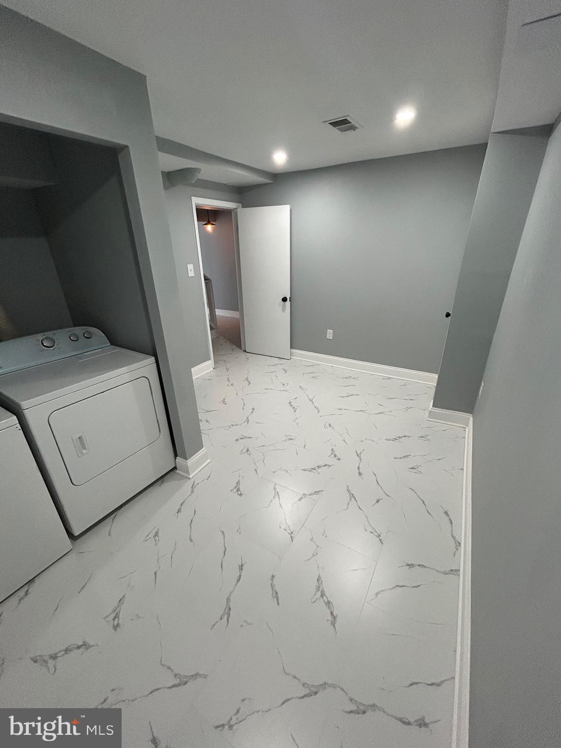 WOODSTREAM VILLAGE - Residential