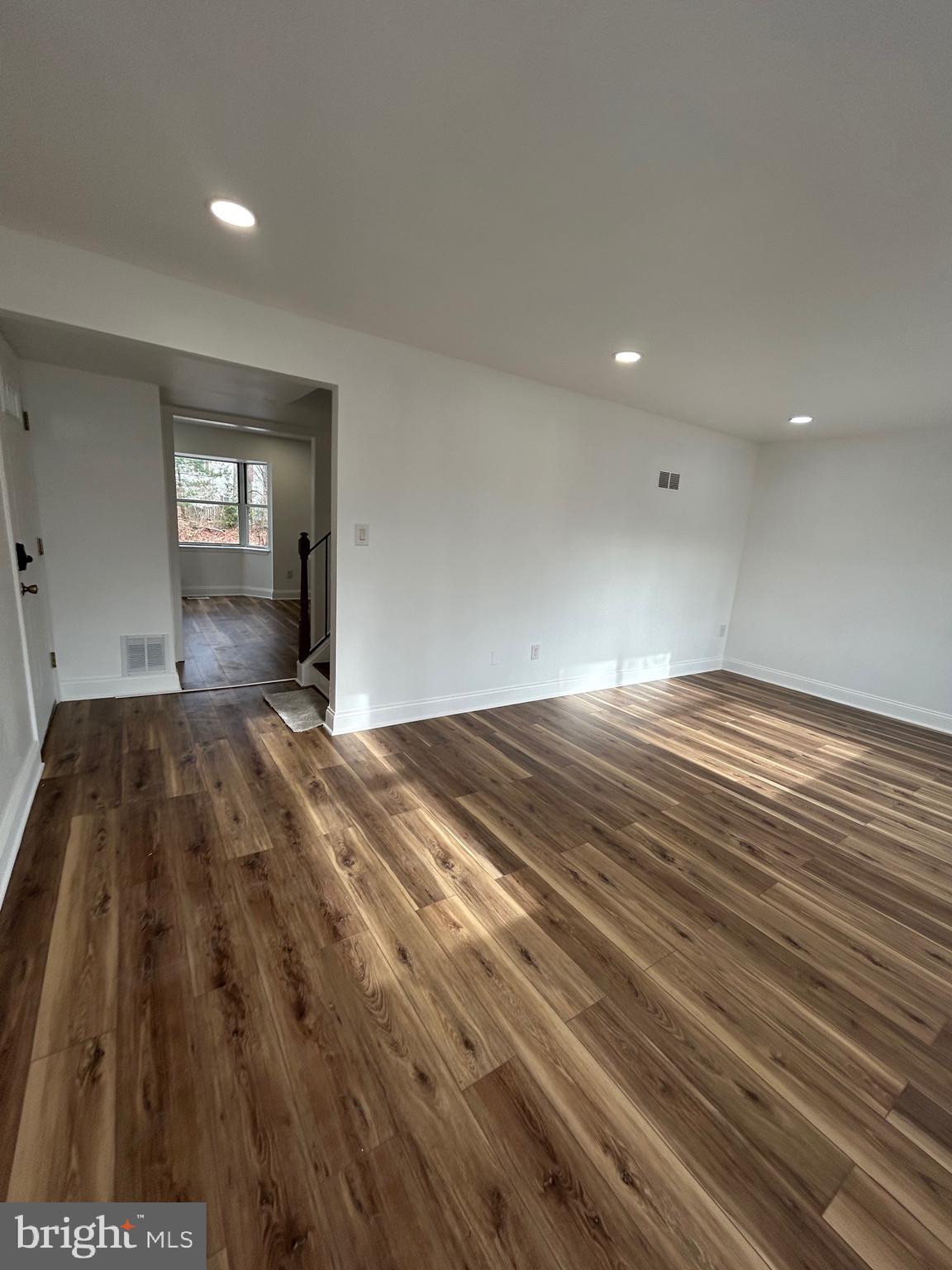 WOODSTREAM VILLAGE - Residential