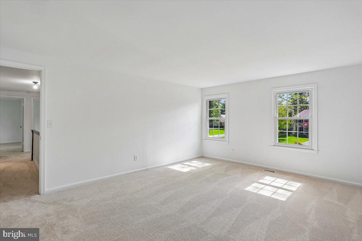 POTOMAC CHASE - Residential