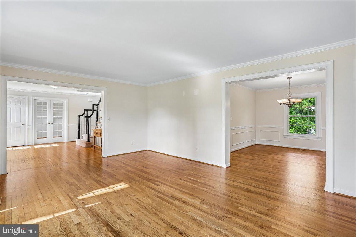 POTOMAC CHASE - Residential