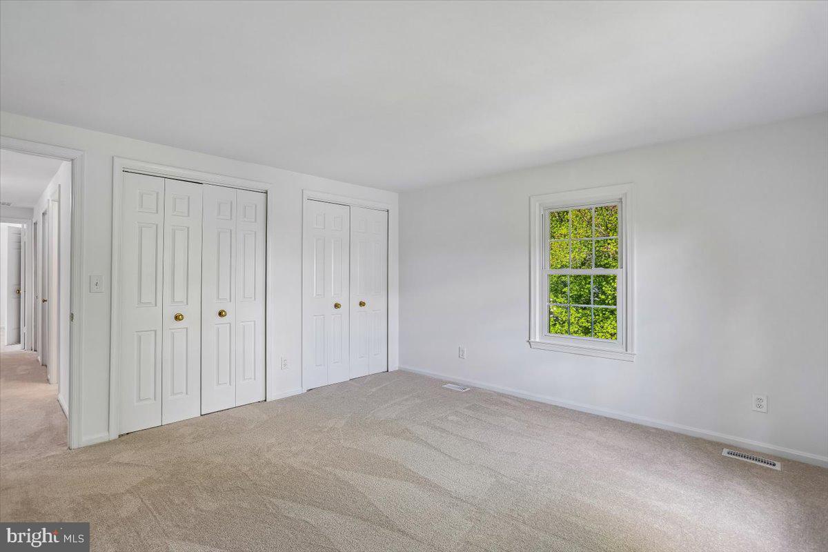 POTOMAC CHASE - Residential