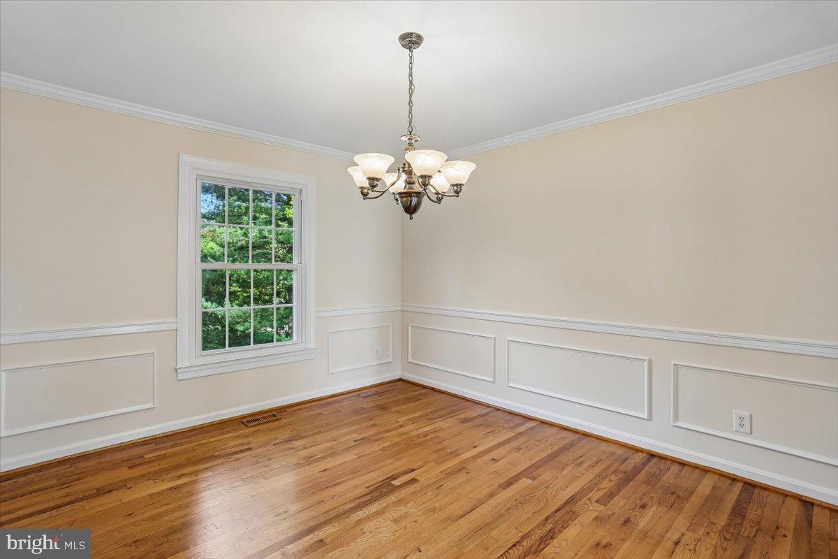 POTOMAC CHASE - Residential