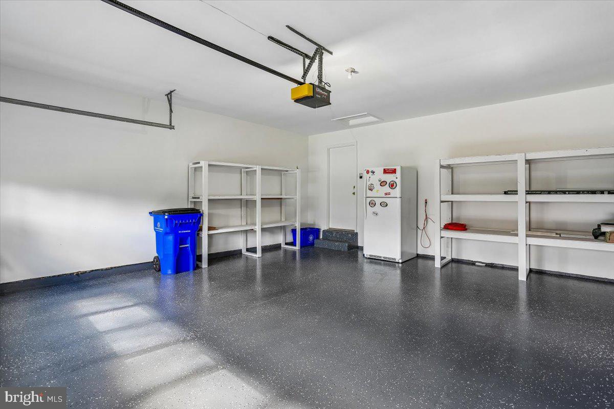 POTOMAC CHASE - Residential