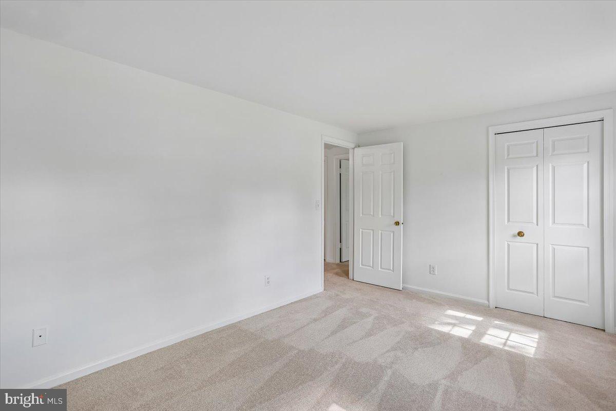 POTOMAC CHASE - Residential