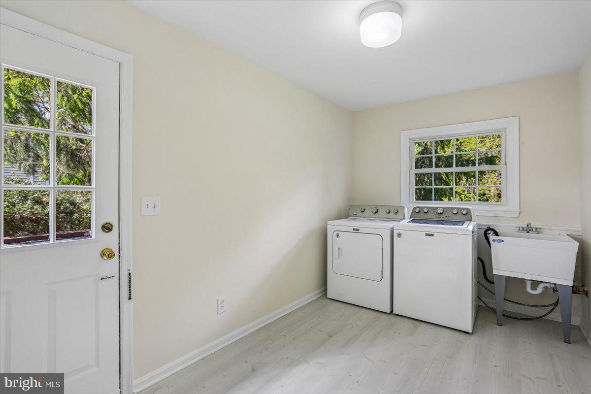 POTOMAC CHASE - Residential