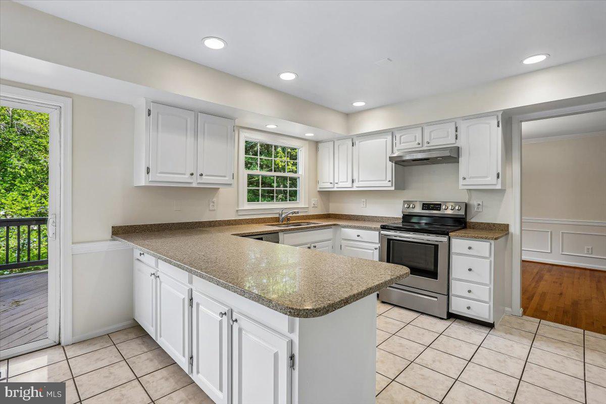 POTOMAC CHASE - Residential