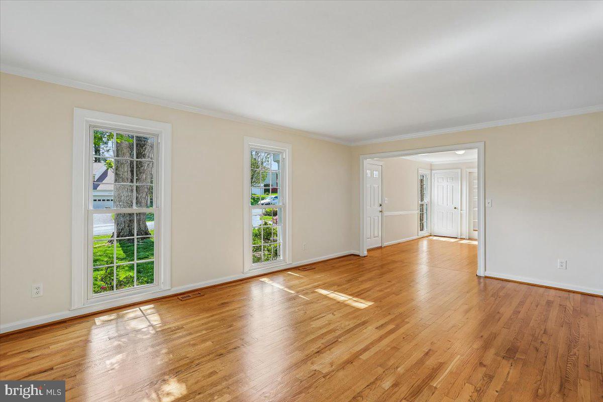 POTOMAC CHASE - Residential