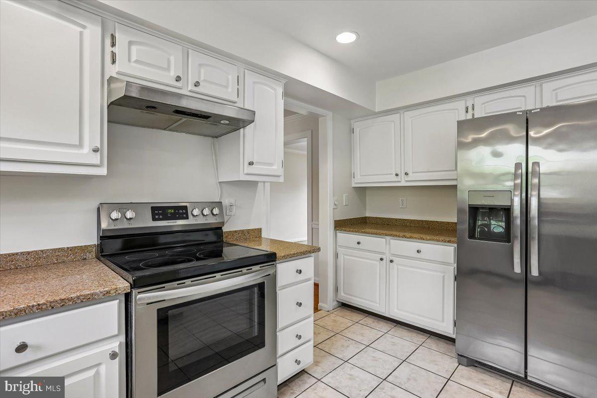 POTOMAC CHASE - Residential