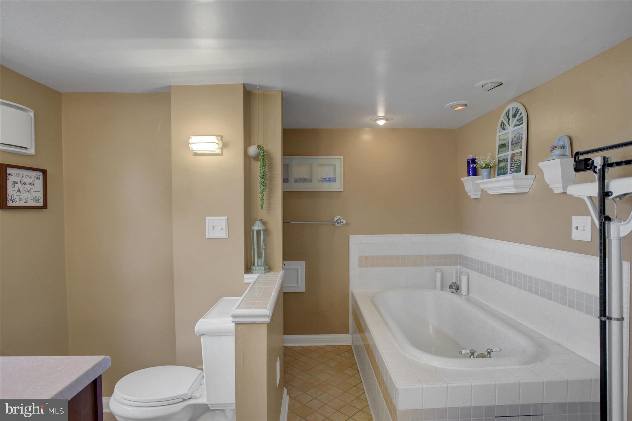 WASHINGTON TWP - Residential