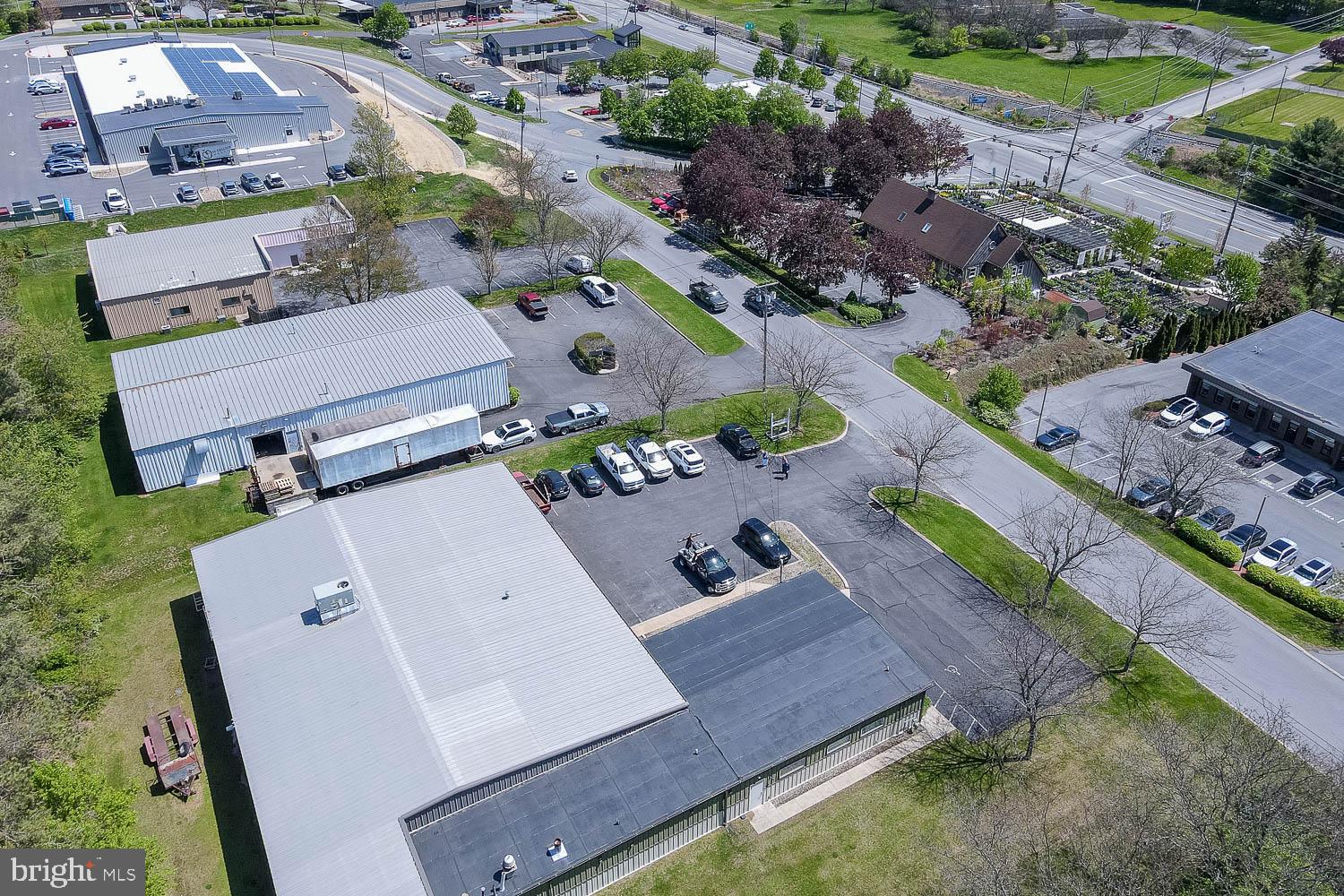 2440 COMMERCIAL BOULEVARD