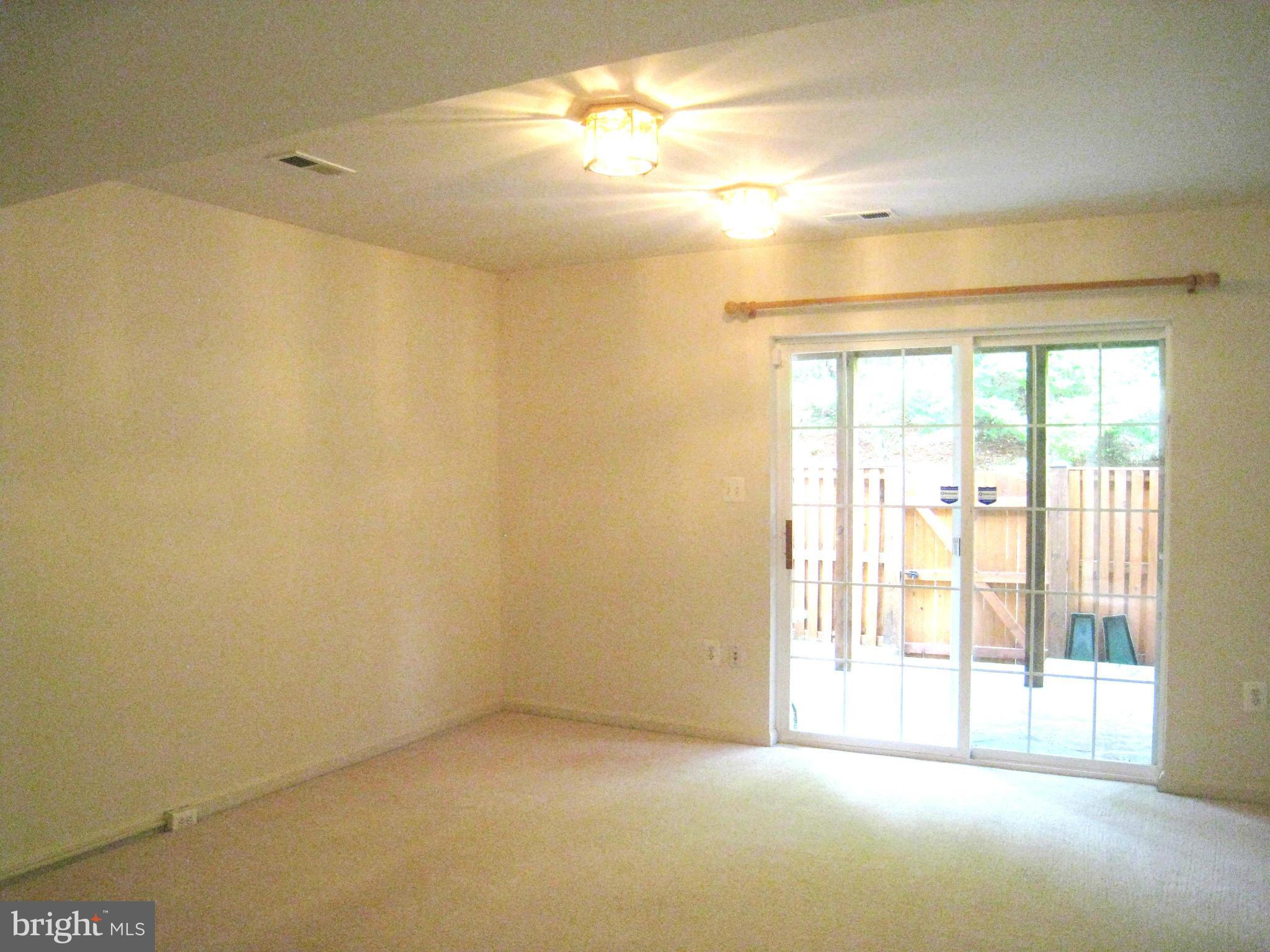 SHERBROOKE - Residential Lease