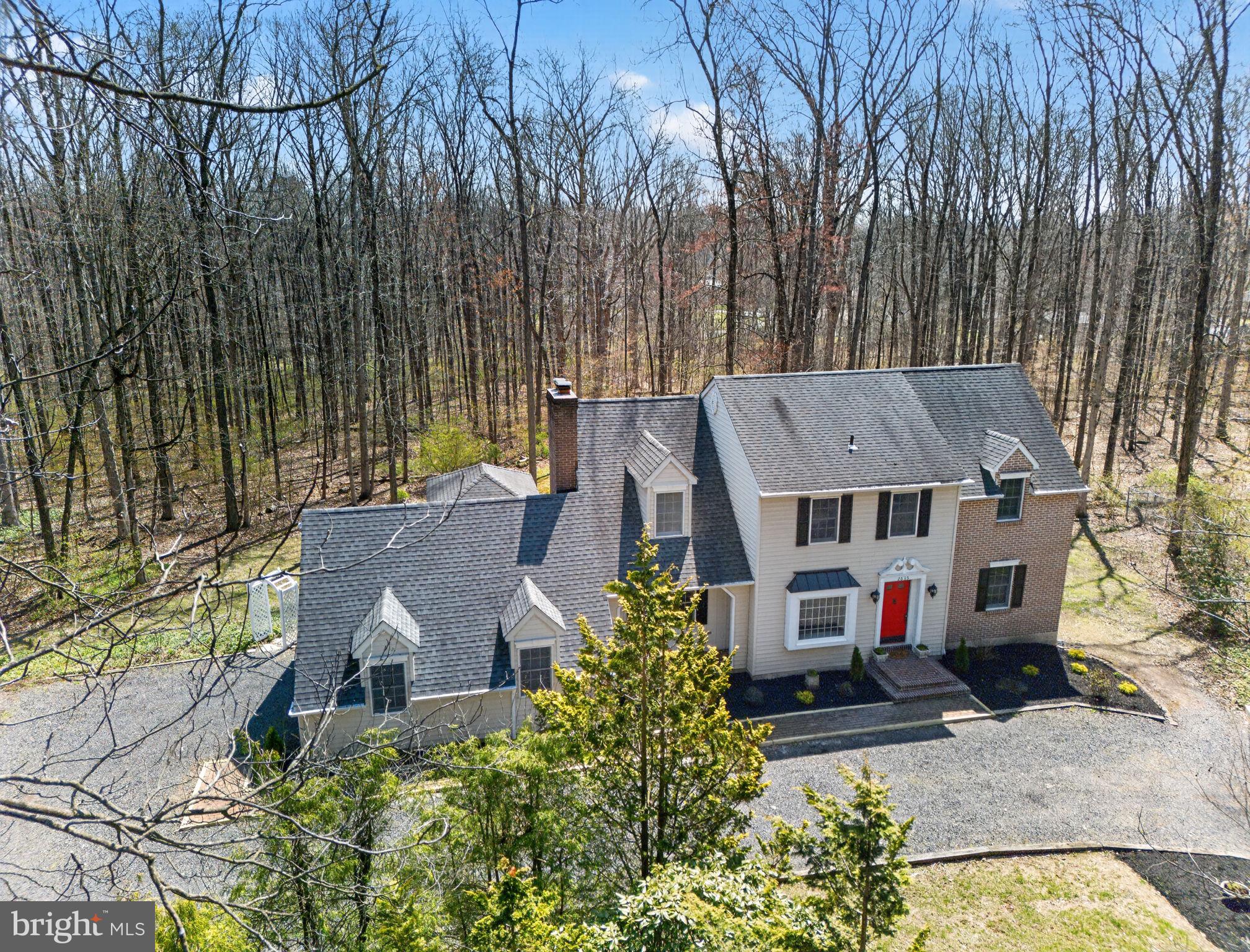 2635 POSSUM HOLLOW ROAD