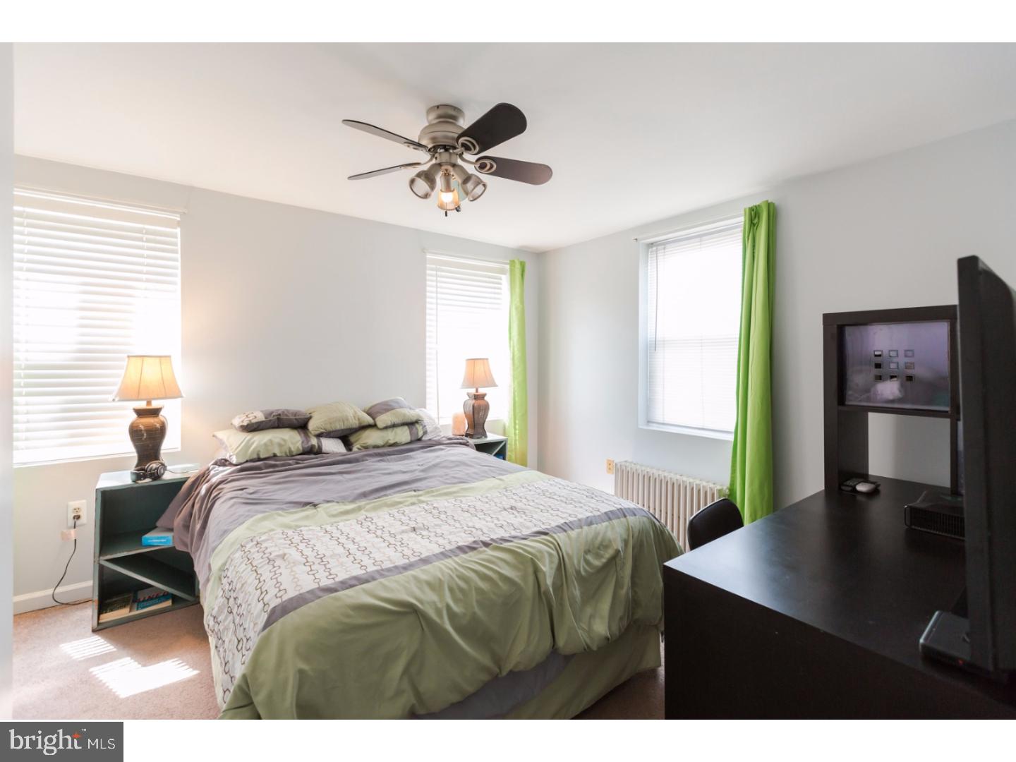 PORT RICHMOND - Residential