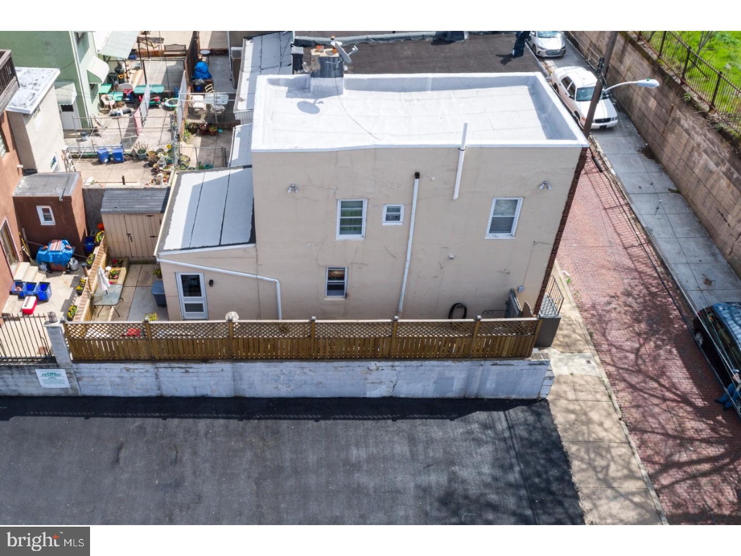 PORT RICHMOND - Residential