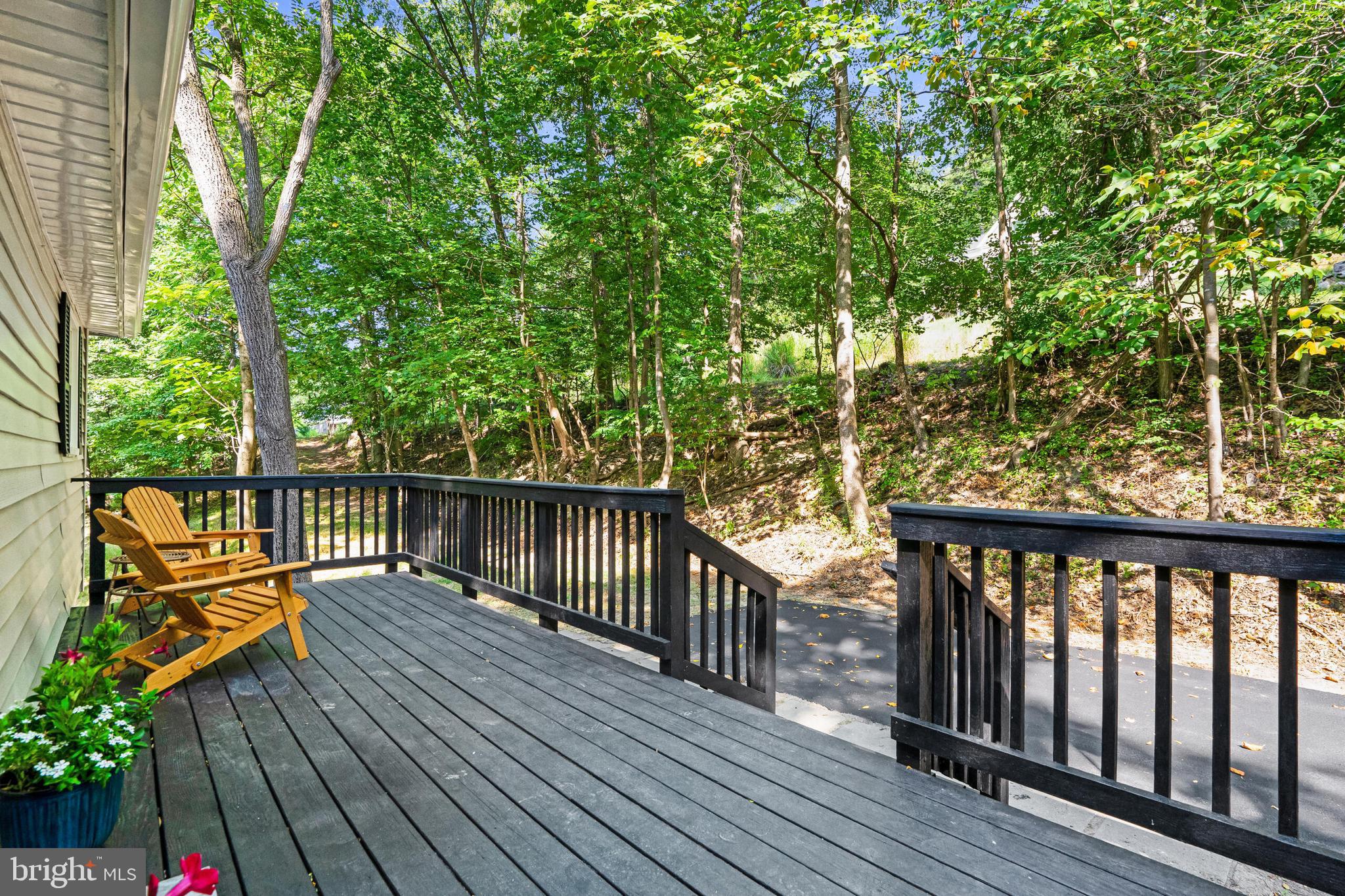 APPLE MT LAKE WEST - Residential