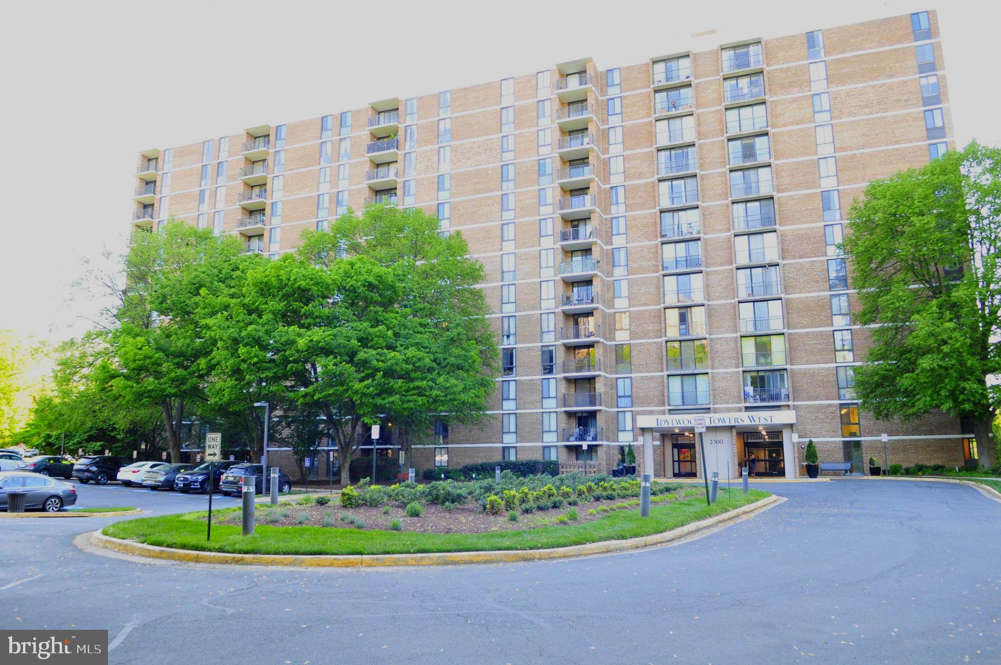 2300 PIMMIT DRIVE 415