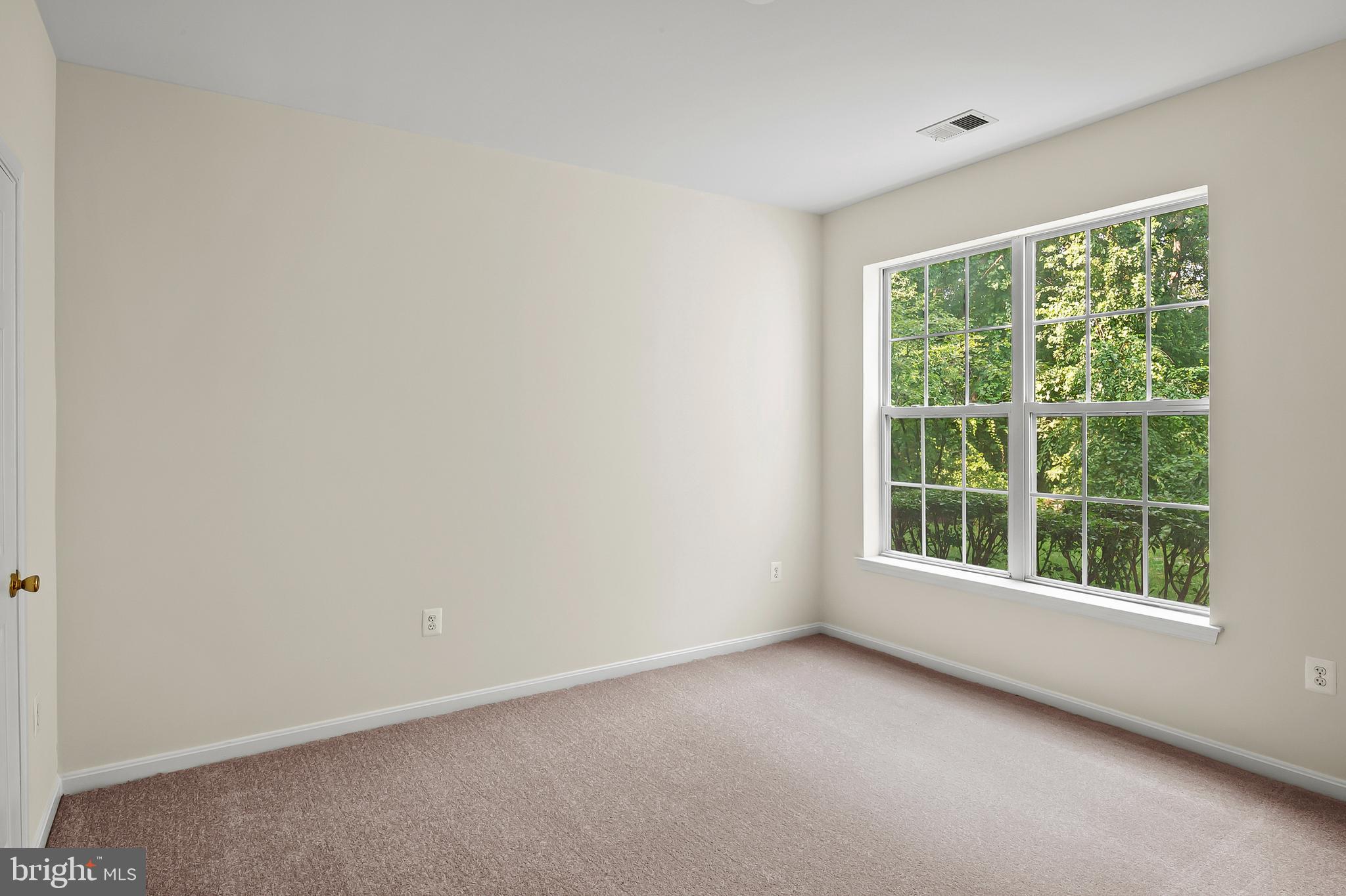 BOWIE TOWERS - Residential