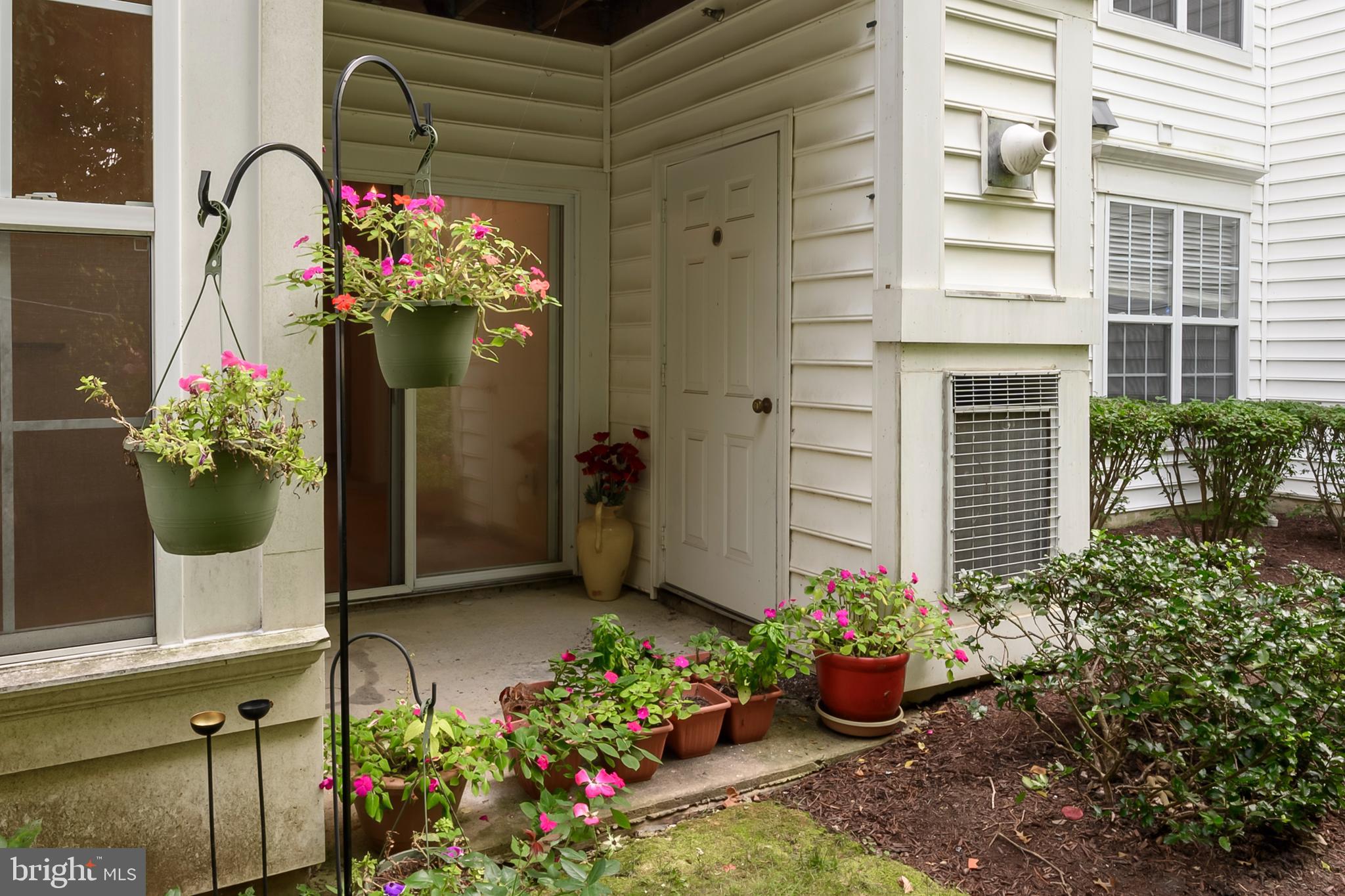 BOWIE TOWERS - Residential