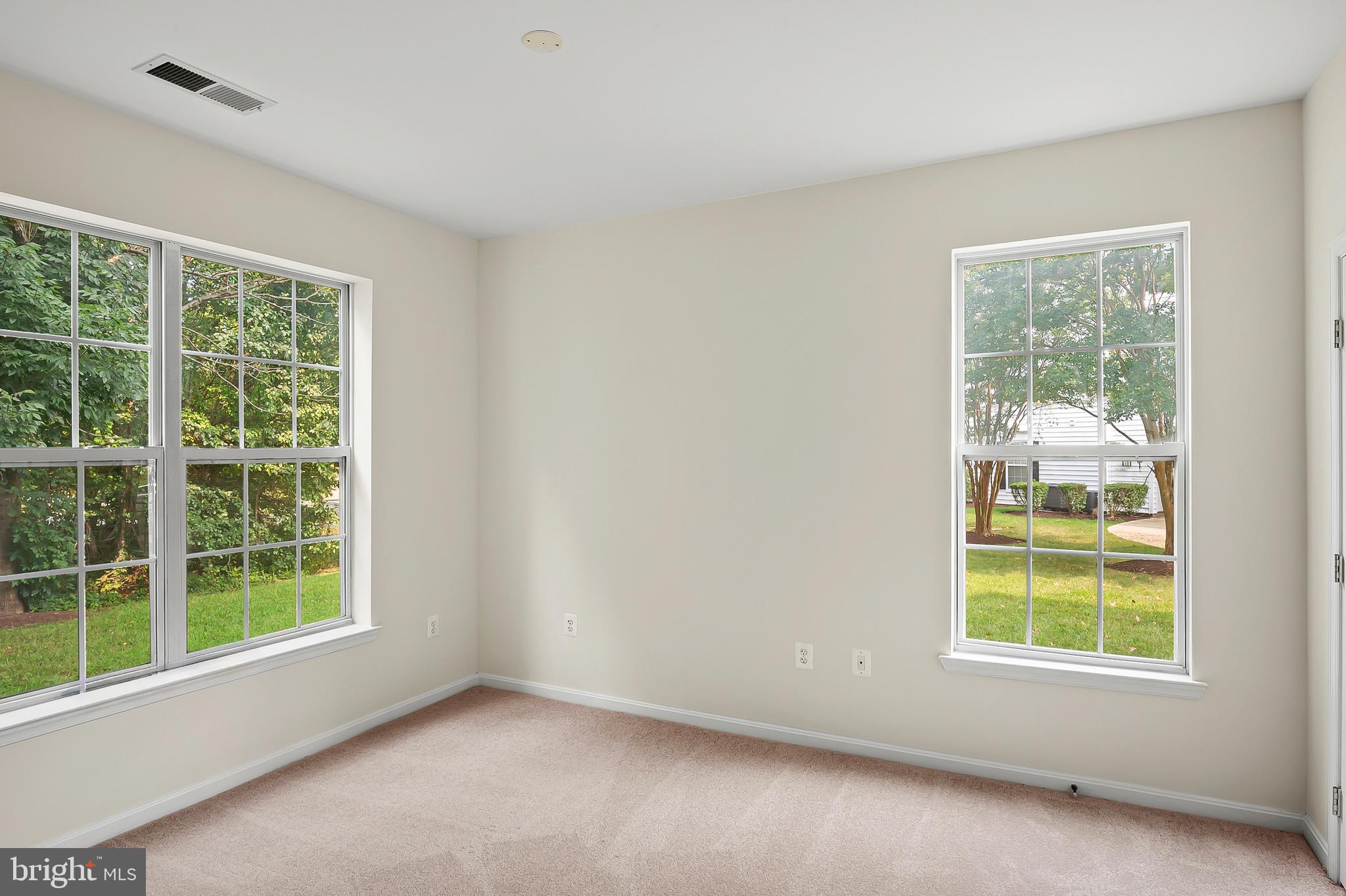 BOWIE TOWERS - Residential