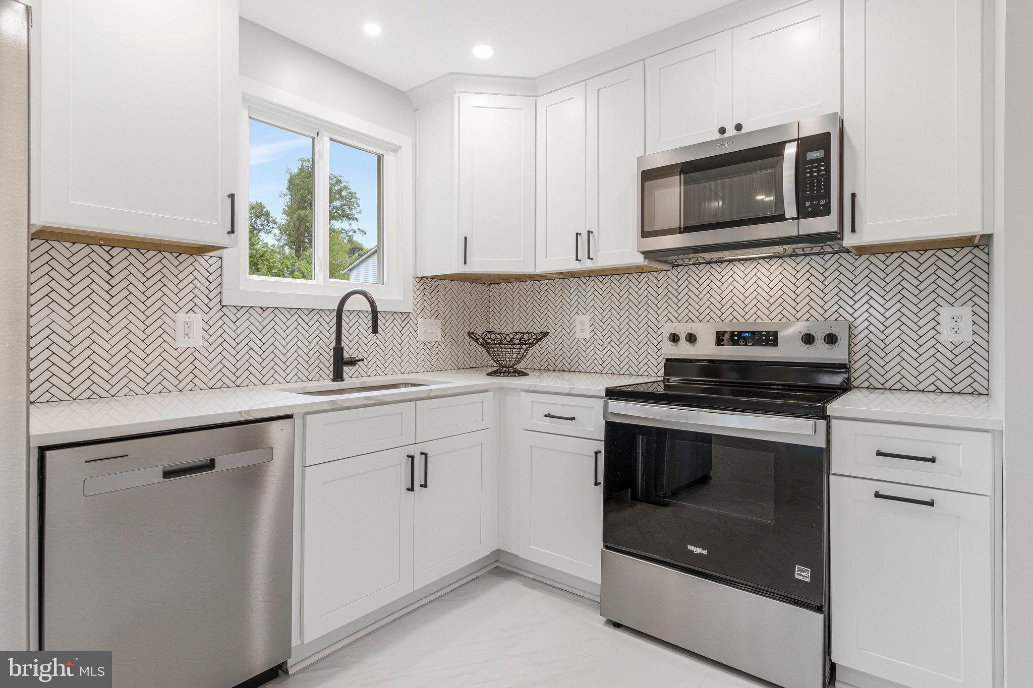 KINGS PARK - Residential Lease